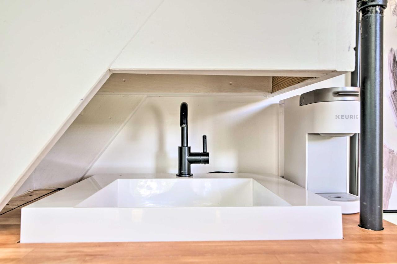 Modern Starkville Tiny Home Near Dining And Msu Esterno foto